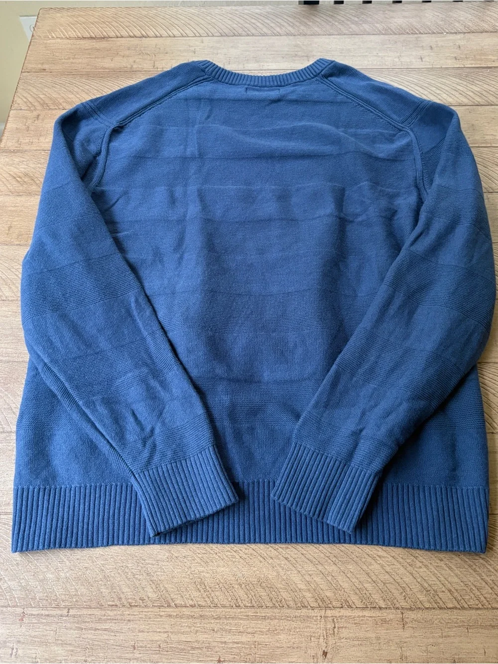 Banana Republic Men's Crewneck Sweater - Navy Blue